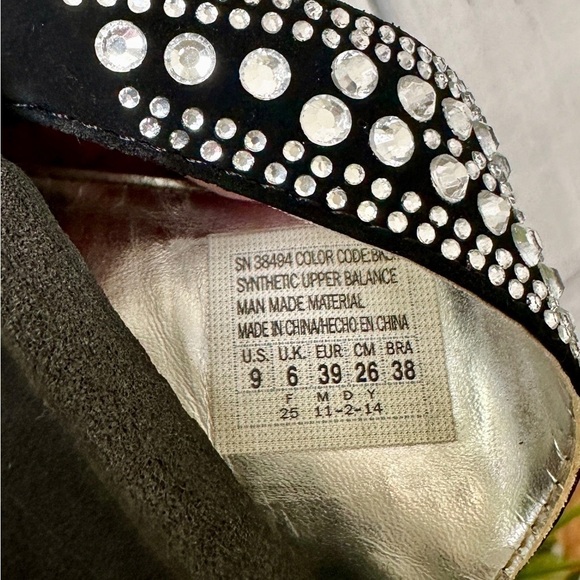 SKECHERS, YOGA FOAM, BLACK, CALI VINYASA-STONE CANDY SANDAL. SIZE 9 - Picture 7 of 7